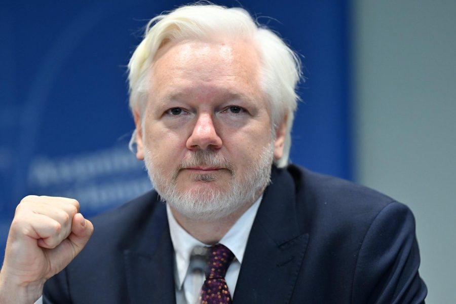 Assange e WikiLeaks: informazione libera o minaccia alla sicurezza?